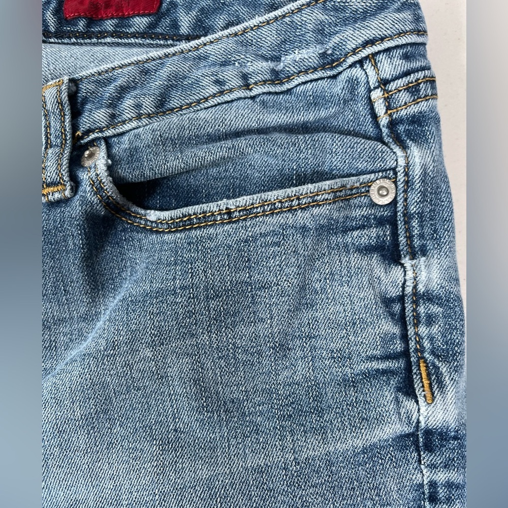3 pair women’s shorts. All size 12 ,  Bandolino, Banana Republic, Seven 7 - Picture 10 of 14